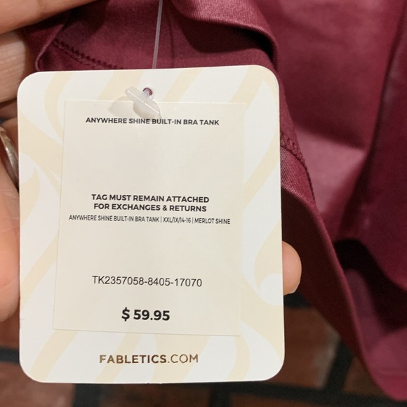 Fabletic Anywhere Shine Built-In Bra Tank - Picture 8 of 9